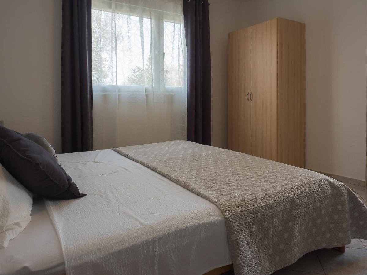 Apartments Summer Bloom Krk Town Bagian luar foto
