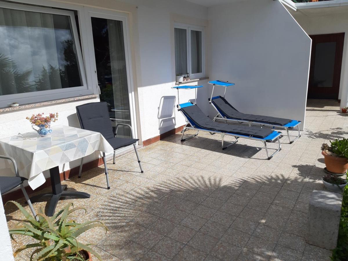 Apartments Summer Bloom Krk Town Bagian luar foto