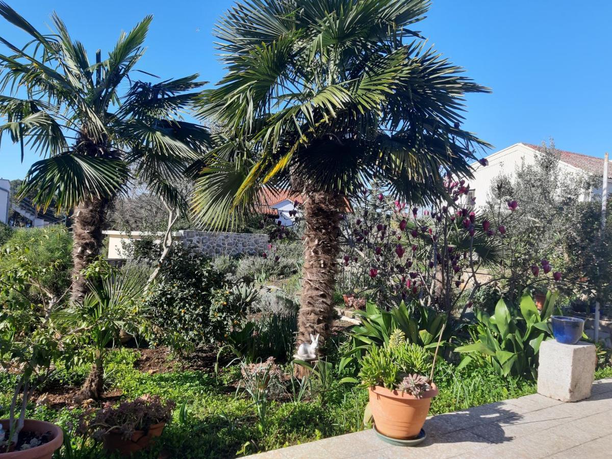 Apartments Summer Bloom Krk Town Bagian luar foto